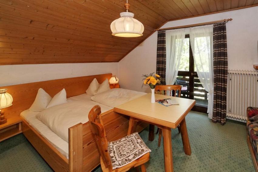 Hotel Haus Jupp à Zandt Extérieur photo