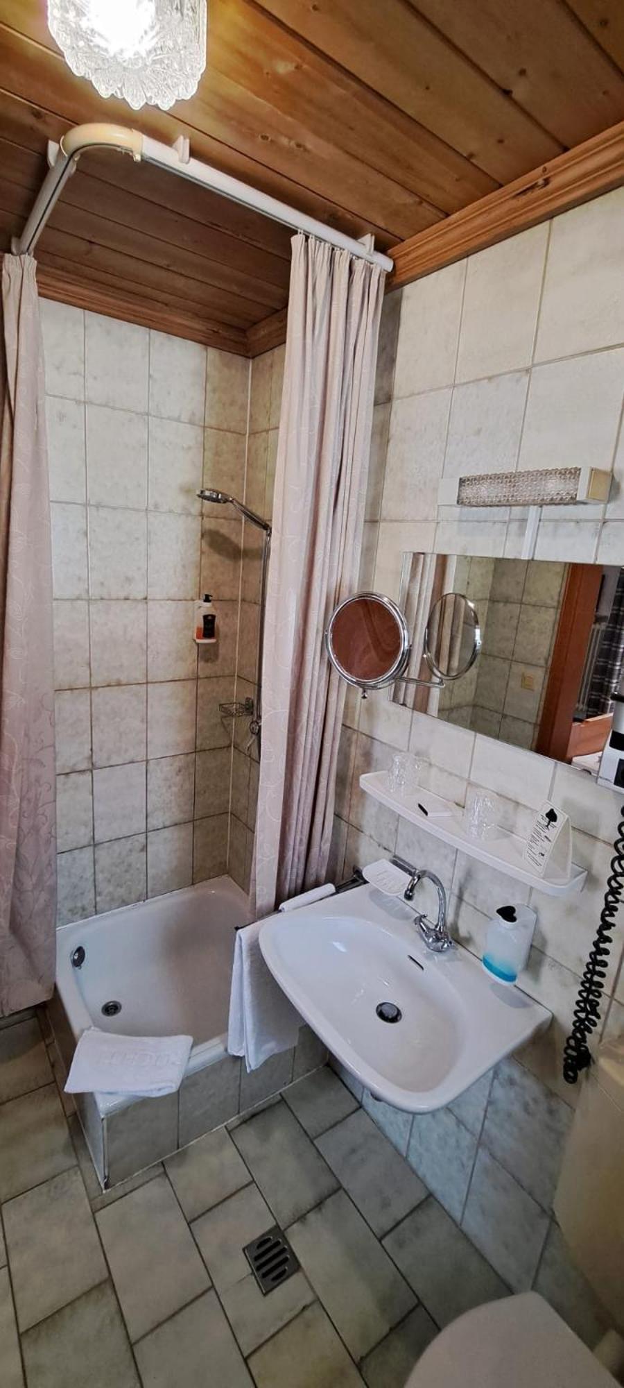 Hotel Haus Jupp à Zandt Extérieur photo